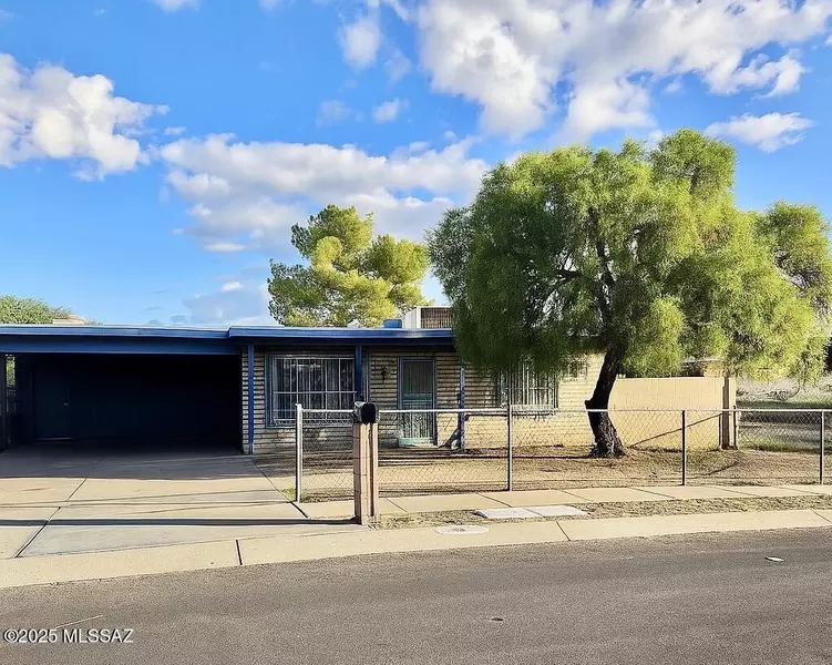 1957 E Canada Street, Tucson, AZ 85706