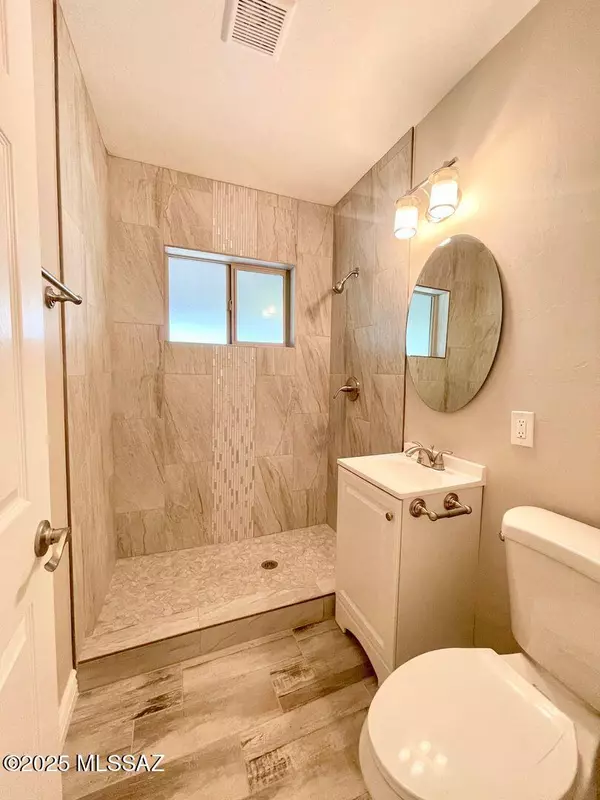 Tucson, AZ 85711,4641 E 13th Street