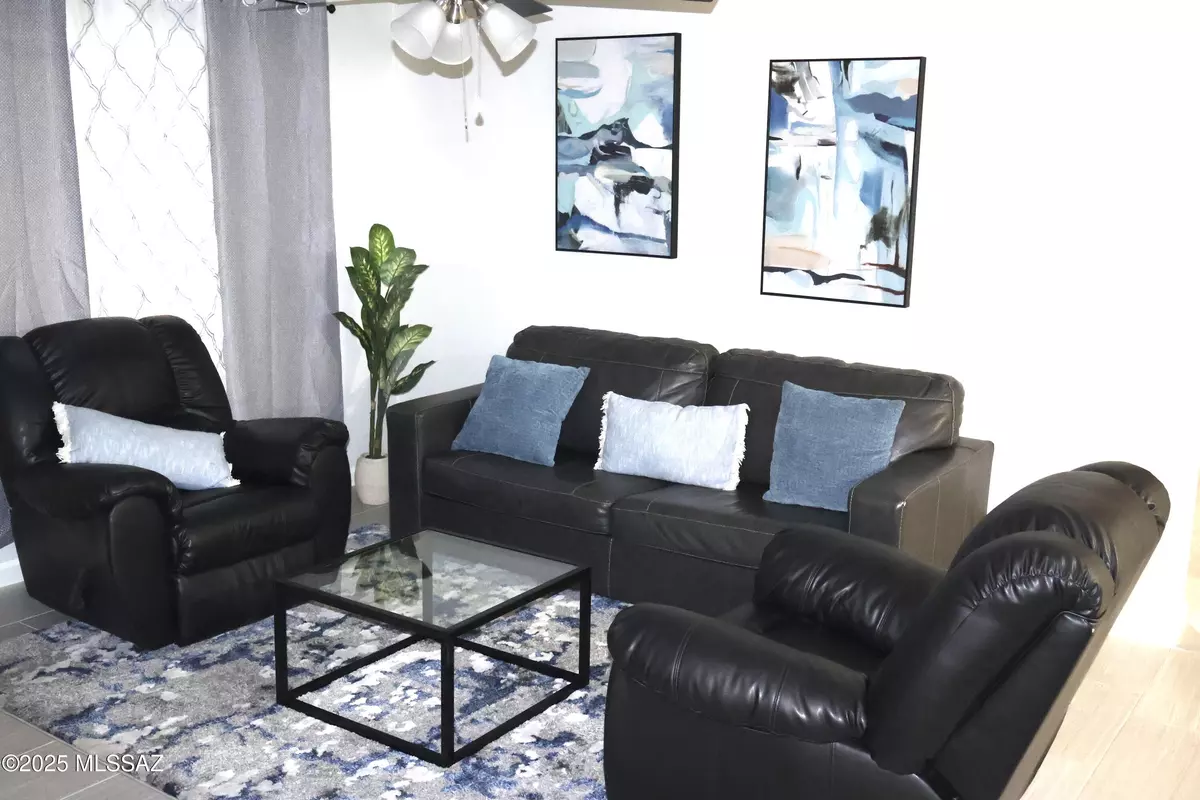 Tucson, AZ 85710,6310 E Calle Cappela