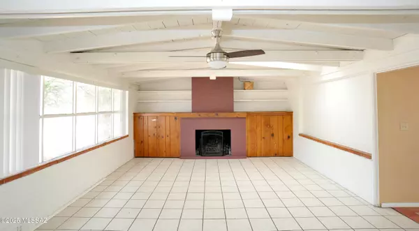 Tucson, AZ 85716,2520 E Helen Street
