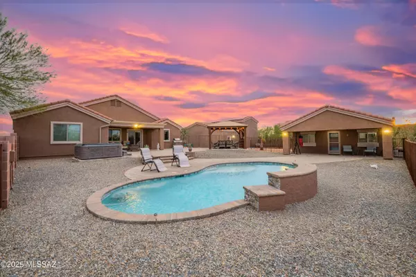 Sahuarita, AZ 85629,3329 E Glacier Lane