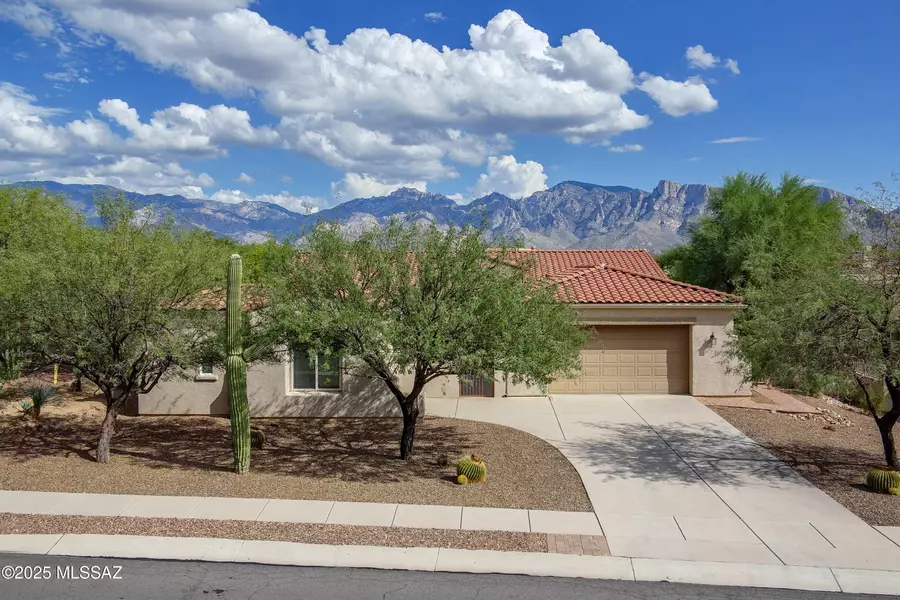 12760 N Piping Rock Road, Oro Valley, AZ 85755