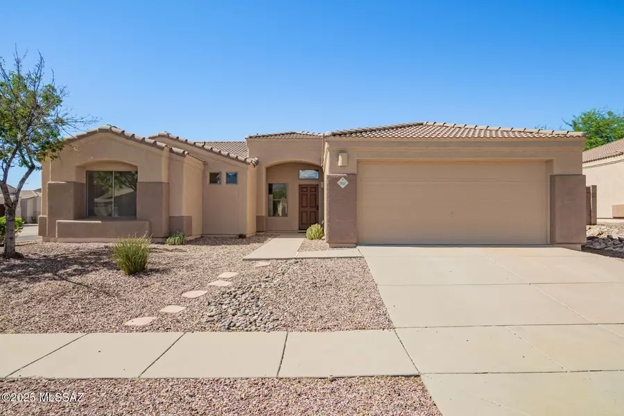 11837 N Crescendo Drive, Oro Valley, AZ 85737