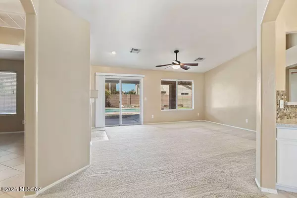 Tucson, AZ 85743,7262 W Silver Sand Drive