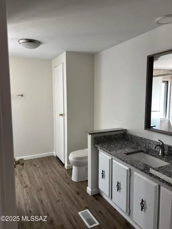 Tucson, AZ 85743,5820 N Chaparral Road