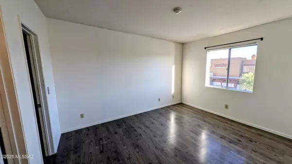 Tucson, AZ 85719,1810 E Blacklidge Drive #4224