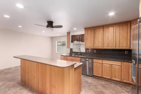 Tucson, AZ 85715,7502 E Rio Vista Circle