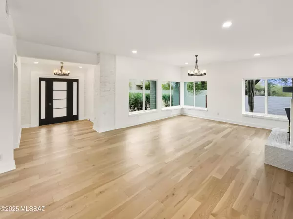 Tucson, AZ 85750,8172 E Galinda Drive