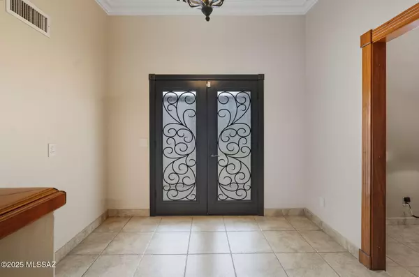 Tucson, AZ 85746,4696 S San Joaquin Avenue