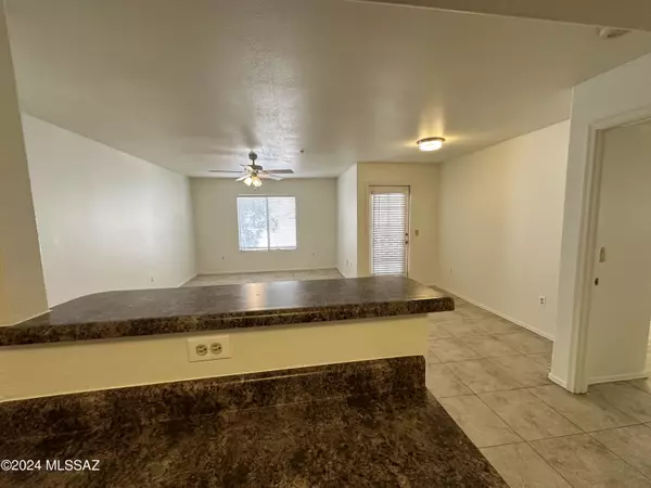 Tucson, AZ 85750,5751 N Kolb Road #17103