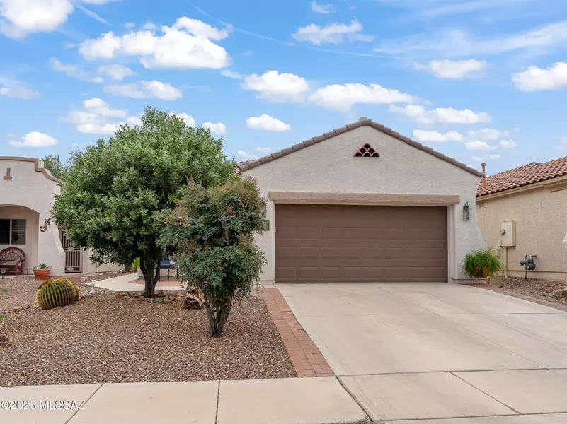 237 W Calle Media Luz, Sahuarita, AZ 85629