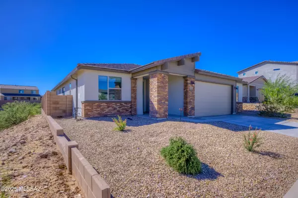 Vail, AZ 85641,12742 E Lauren Cyn Place