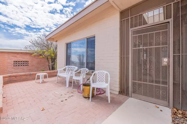 Green Valley, AZ 85614,649 W Via San Mateo