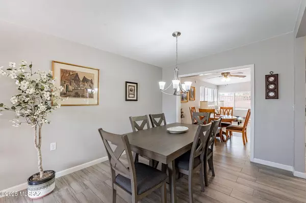 Green Valley, AZ 85614,649 W Via San Mateo