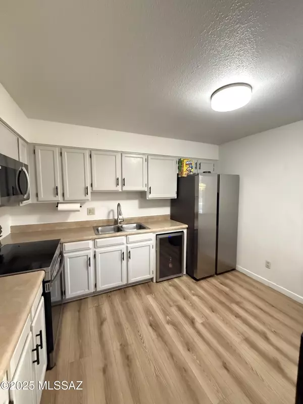 Tucson, AZ 85705,712 W Limberlost Drive #36