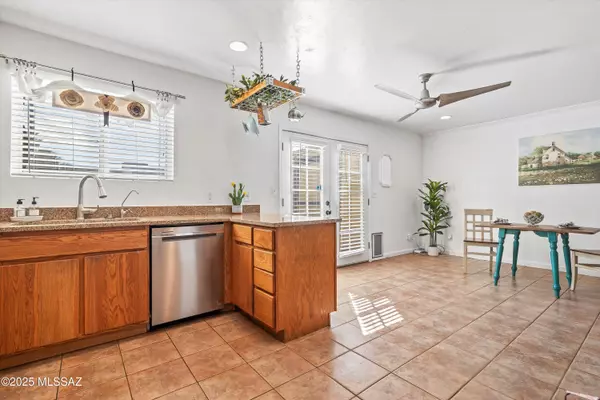 Tucson, AZ 85719,1587 E Prince Road