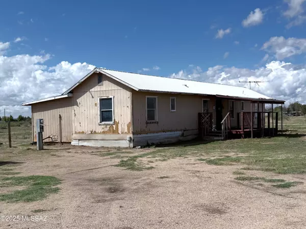 Willcox, AZ 85643,2525 W Huff Lane