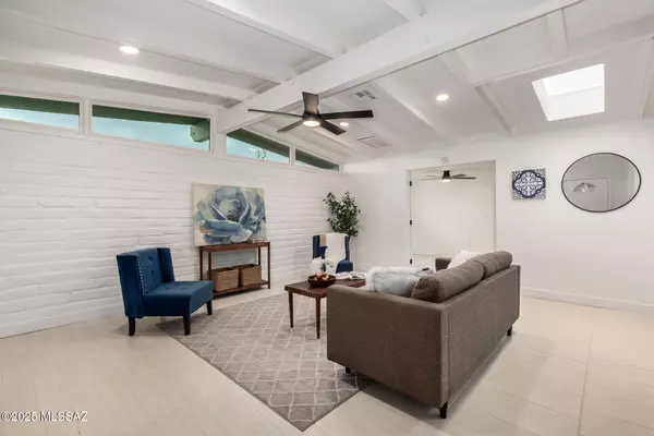 Tucson, AZ 85711,5457 E 6th Street