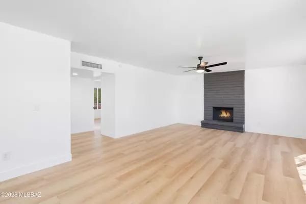 Tucson, AZ 85748,1200 S Normandy Place