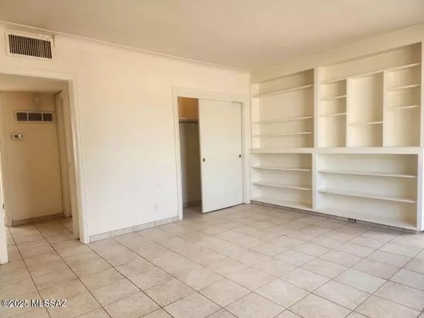 Tucson, AZ 85716,754-756 N Palo Verde Boulevard