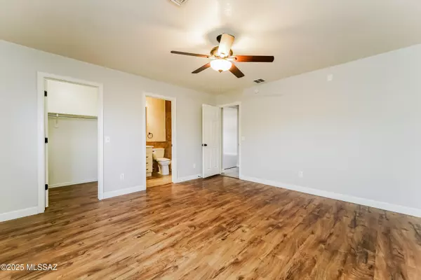 Tucson, AZ 85706,2851 E Liverpool Drive