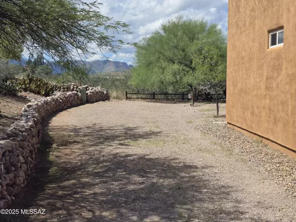 Rio Rico, AZ 85648,520 Camino Hombre De Oro