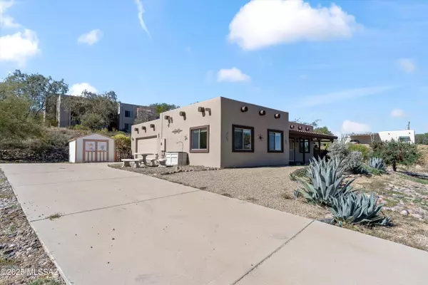 Oracle, AZ 85623,1448 N Calle Futura