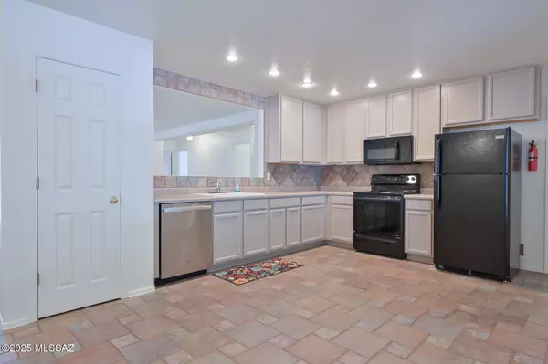 Oro Valley, AZ 85755,13186 N Tanner Robert Drive