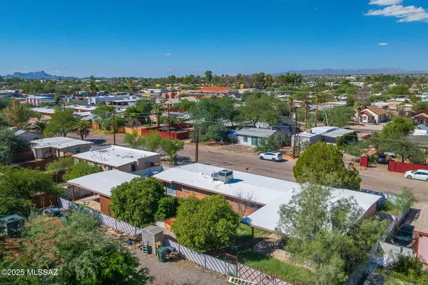 Tucson, AZ 85719,830 E Halcyon Road