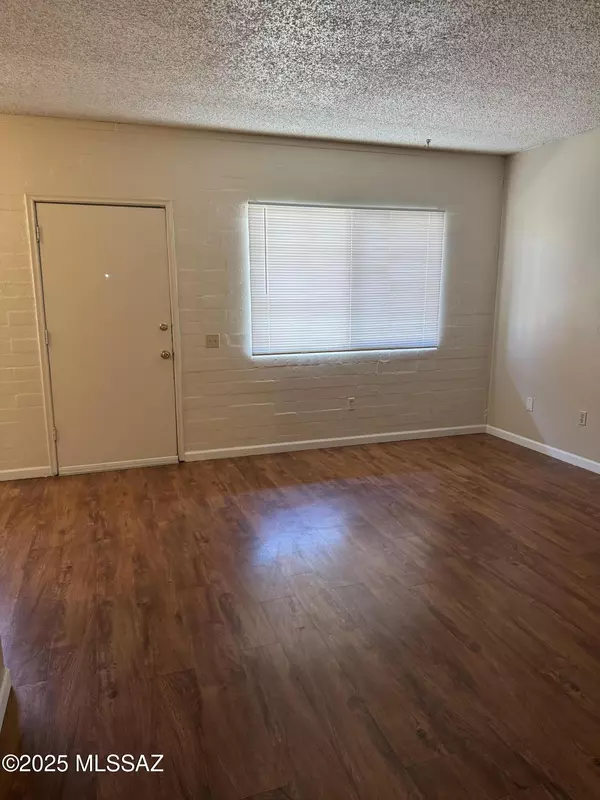 Tucson, AZ 85719,1518 E Hedrick Drive #I