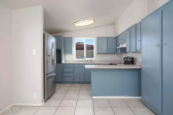 Tucson, AZ 85710,7328 E 20th Street