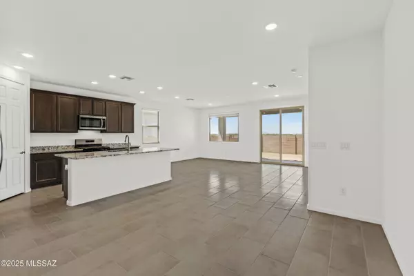 Vail, AZ 85641,10096 S Arnold Ranch Court