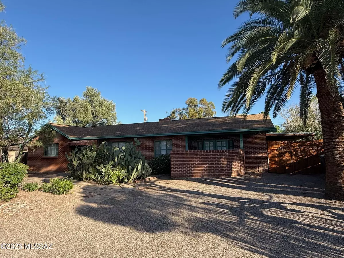 Tucson, AZ 85716,3471 E 4th Street