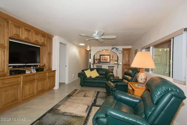 Tucson, AZ 85713,6174 W Lazy Heart Street