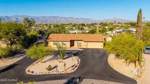 1815 S Ceylon Place, Tucson, AZ 85748