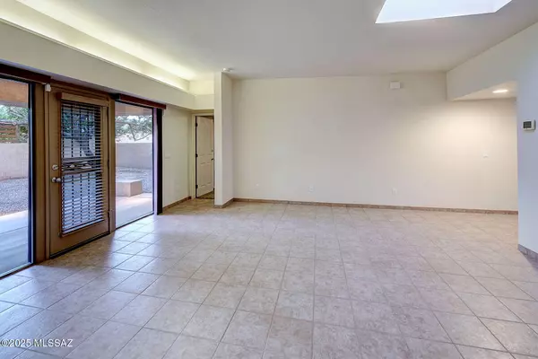 Tucson, AZ 85719,3660 N Royal Prince Court