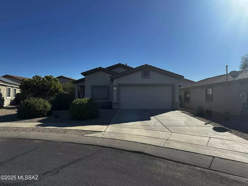 12442 N Pinnacle Vista Court, Marana, AZ 85658