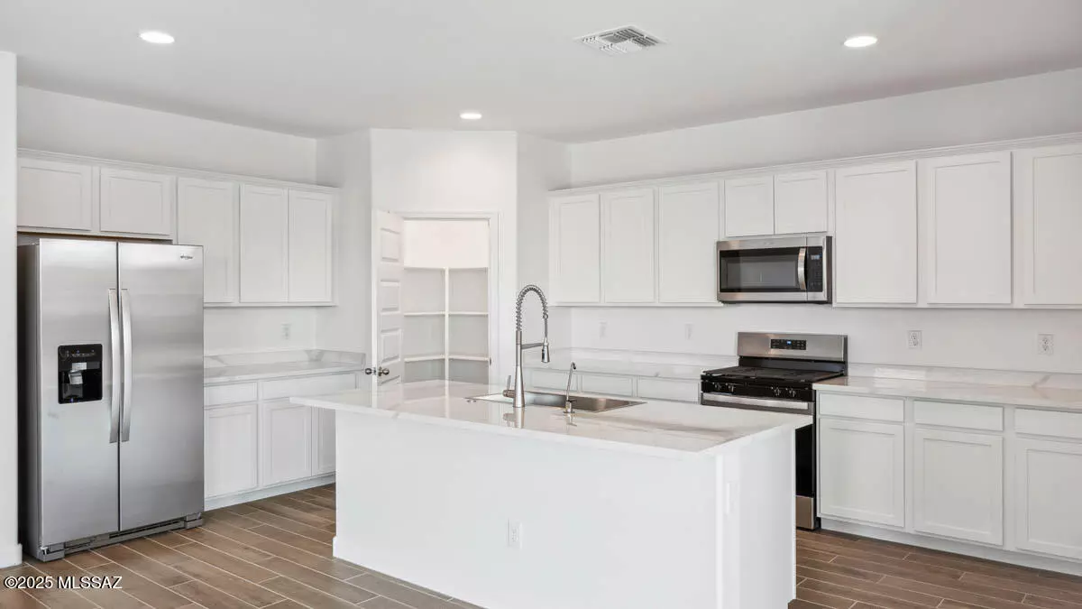 Marana, AZ 85653,9785 N Heavenly Bamboo Drive