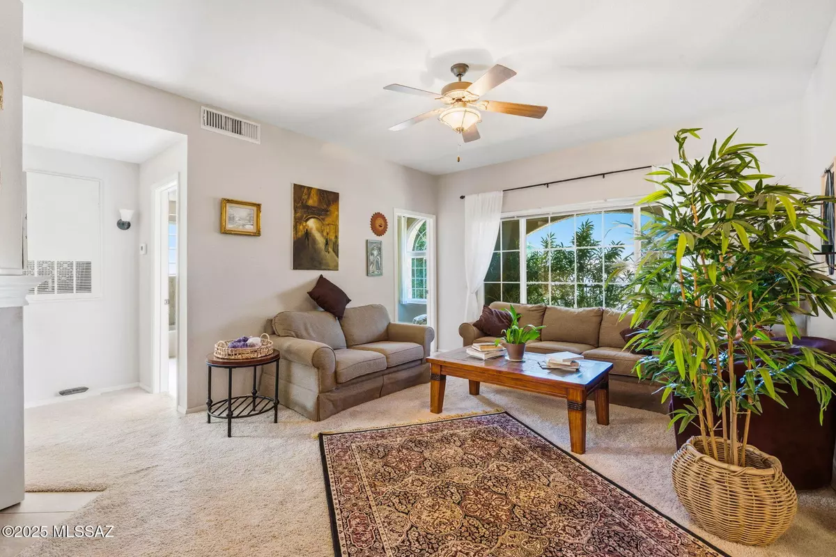 Tucson, AZ 85737,1500 E Pusch Wilderness Drive #6204