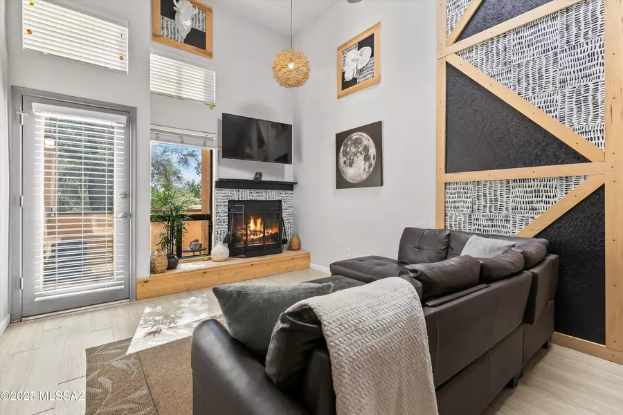 7622 E Callisto Circle #202, Tucson, AZ 85715