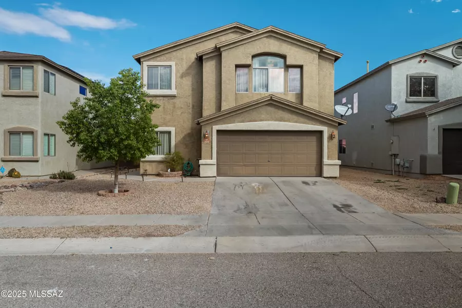 8232 W Zlacket Drive, Tucson, AZ 85757