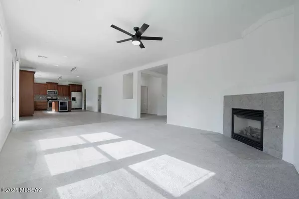 Tucson, AZ 85757,8157 W Solitary Eagle Court