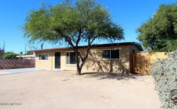 4043 E Deseret Drive, Tucson, AZ 85712