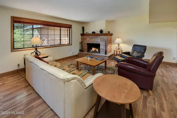 Tucson, AZ 85712,4433 E Blacklidge Drive