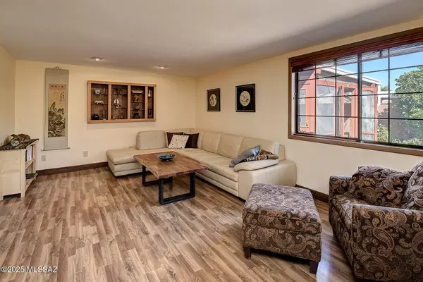 Tucson, AZ 85712,4433 E Blacklidge Drive