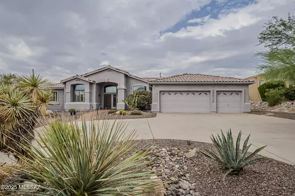 8445 N Nob Hill Drive, Tucson, AZ 85742