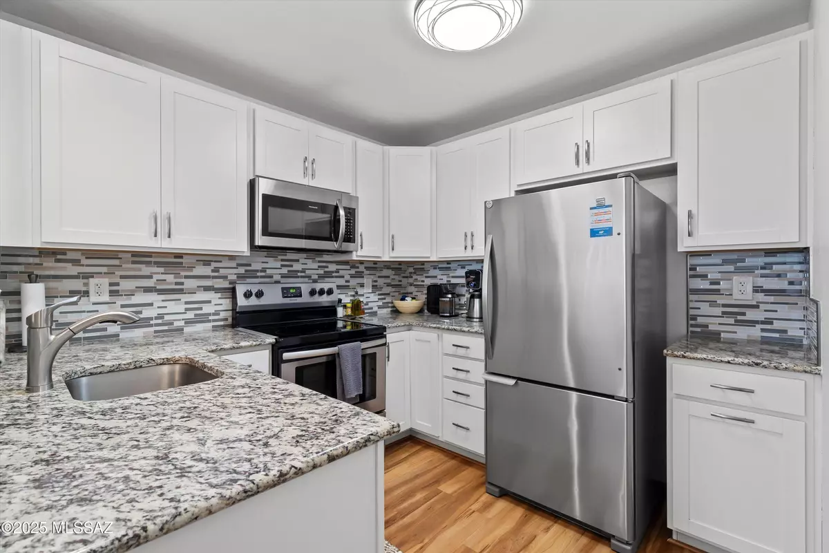 Tucson, AZ 85715,7615 E Callisto Circle #UNIT 73