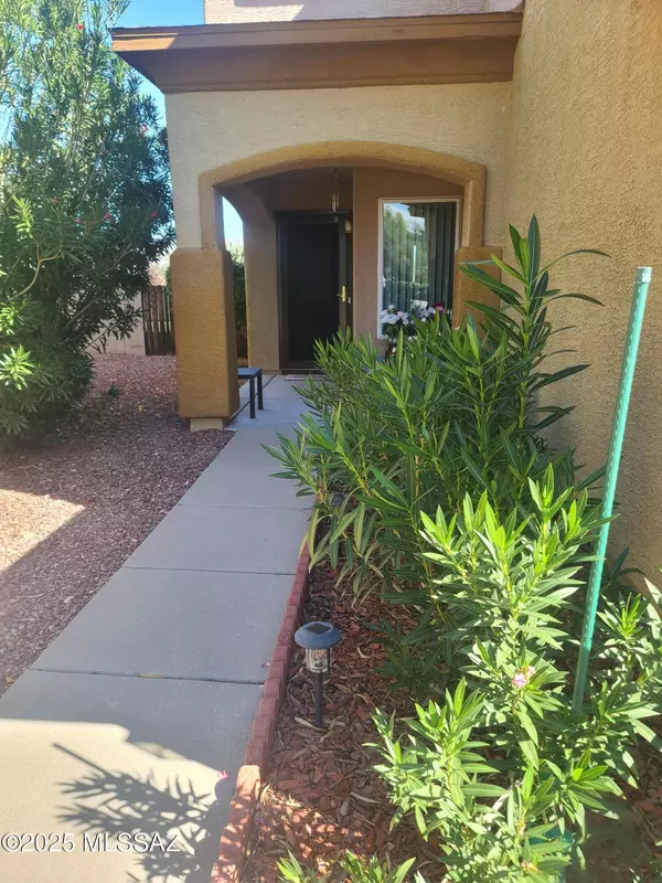 Tucson, AZ 85710,1925 S McConnelL Drive