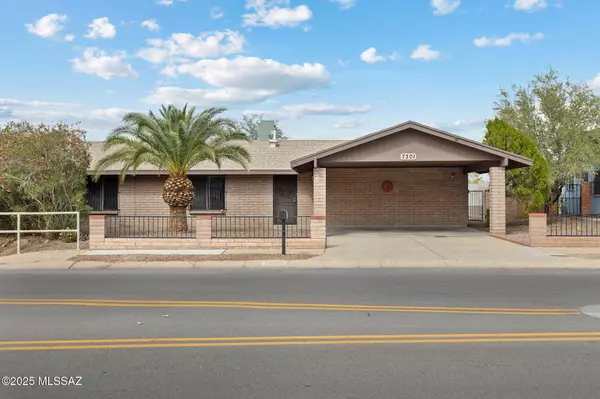 7301 N Camino De La Tierra, Tucson, AZ 85741