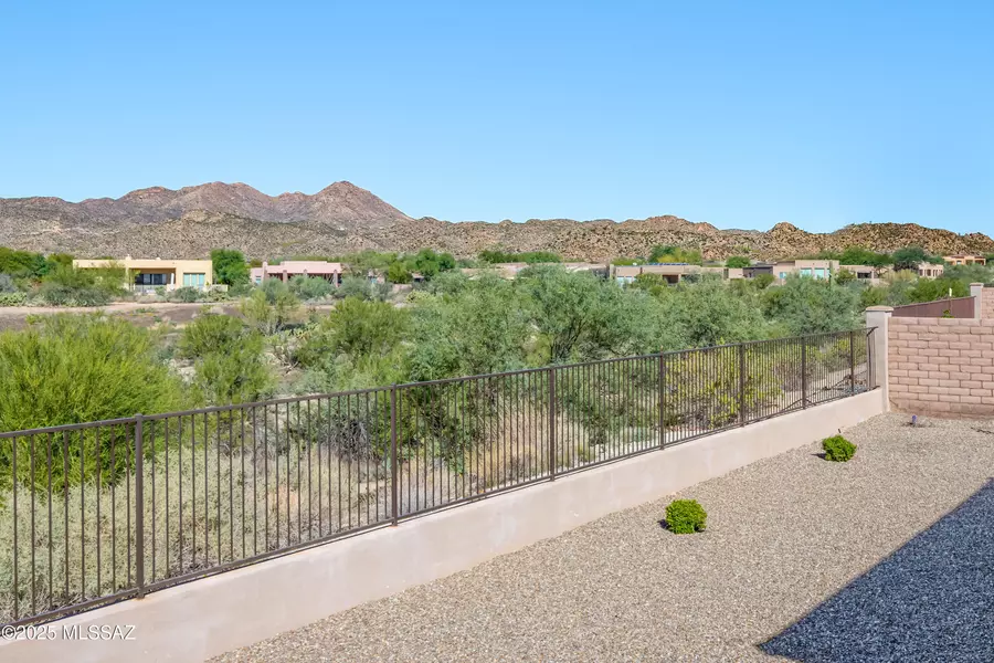 13711 N Hidden Springs Drive, Oro Valley, AZ 85755
